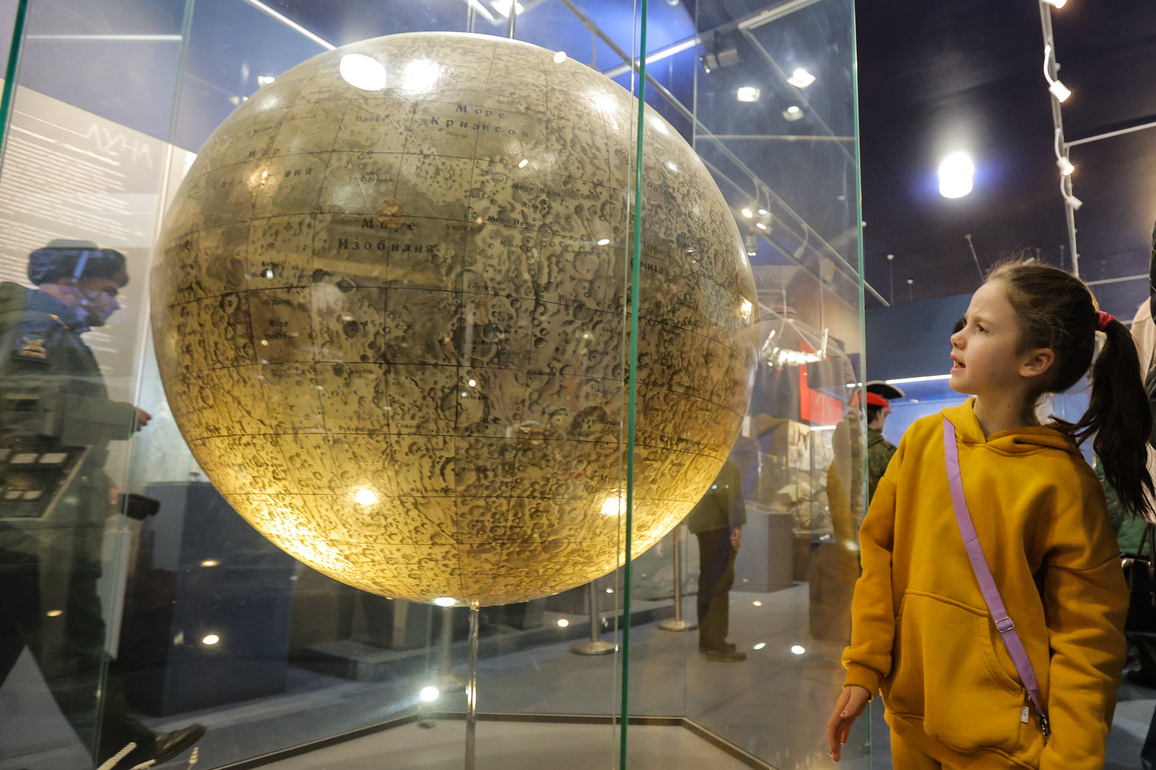 RUSSIA-ST. PETERSBURG-COSMONAUTICS DAY-CELEBRATION