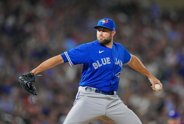 Blue Jays LHP Tim Mayza (shoulder) placed on 15-day IL