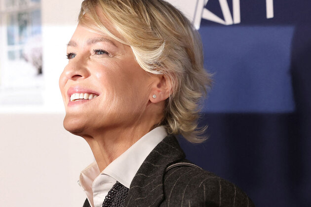 "It was a challenge": 'Forrest Gump' star Robin Wright on donning multiple hats for 'The Girlfriend'