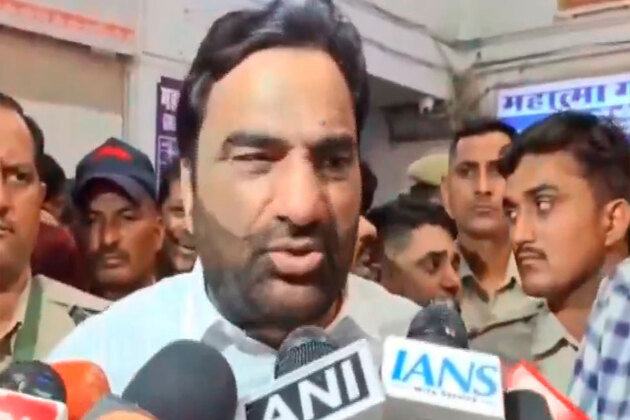 Jaisalmer bus fire: RLP MP Hanuman Beniwal demands transport minister's resignation