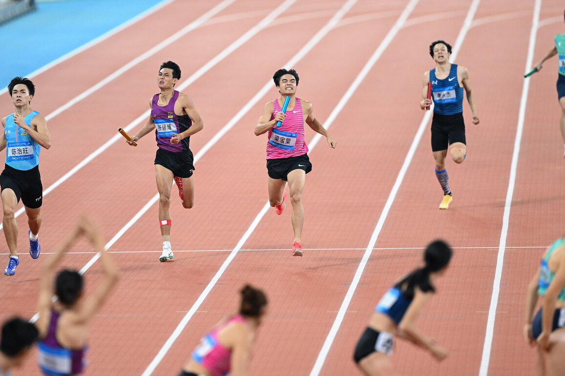 (SP)CHINA-15TH NATIONAL GAMES-ATHLETICS-MIXED 4X400M RELAY-FINAL (CN)