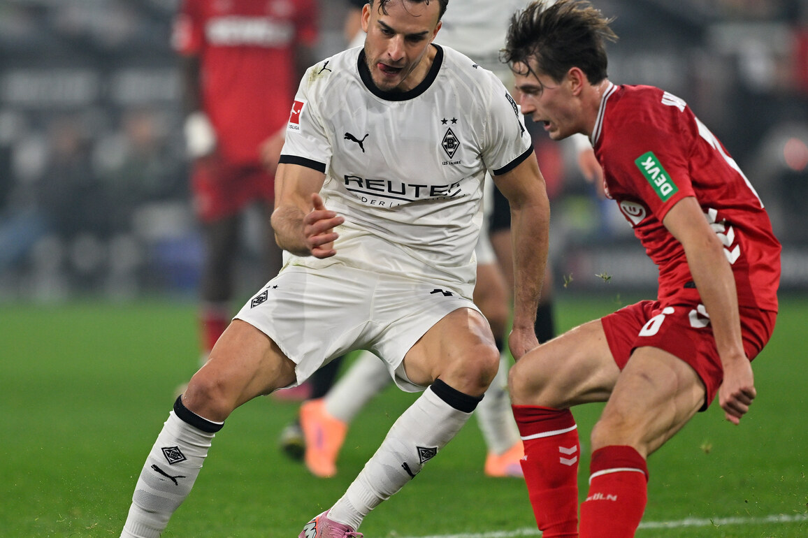 (SP)GERMANY-MOENCHENGLADBACH-FOOTBALL-BUNDESLIGA-MOENCHENGLADBACH VS COLOGNE