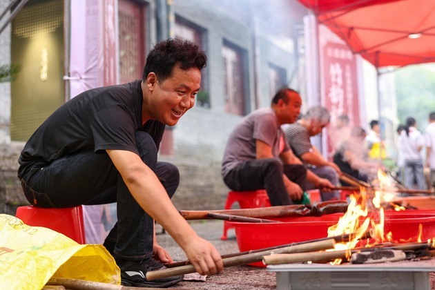 #CHINA-GUIZHOU-YUPING-INT'L MUSEUM DAY-BAMBOO FLUTE MAKING-COMPETITION (CN)