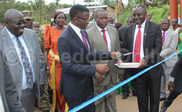 Katikkiro ng'atongoza oluguudo Neebalamye Mayanja olugenda e Naggalabi Katikkiro ng'atongoza oluguudo Neebalamye Mayanja olugenda e Naggalabi