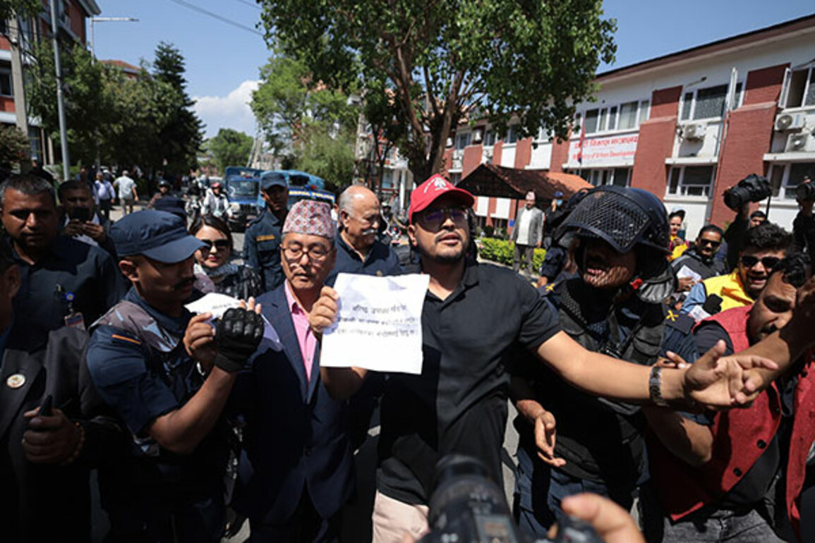 Nepal: RPP Leaders briefly detained during protest in restricted area amid internal discord