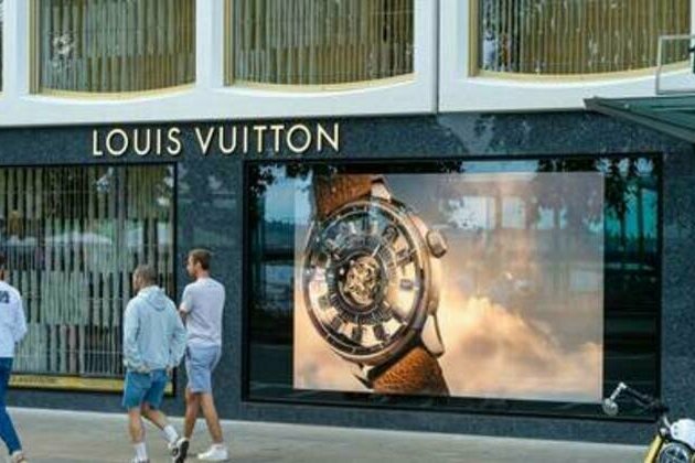 Luxury brands suffer slump as tourist spending falls in Europe and Japan - FT
