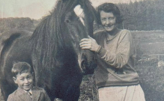 Aneurin, 9, with his aunty and beloved horse Mona