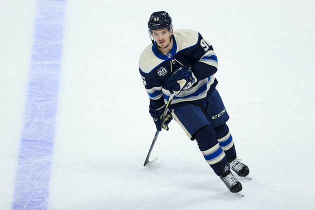 Coyotes, Blue Jackets enter new season with new coaches