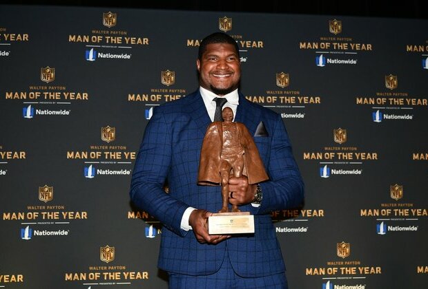 Jaguars' Campbell wins Walter Payton Man of Year award