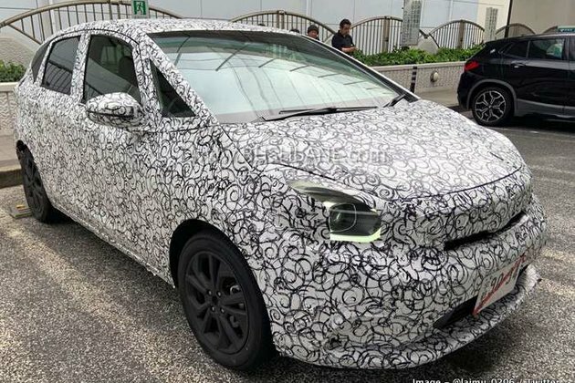 2020 Honda Jazz LED headlight, interiors revealed - New spy shots