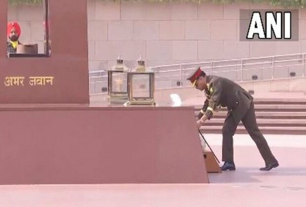 Bangladesh Army Chief on three-day visit to India, offers tributes at National War Memorial