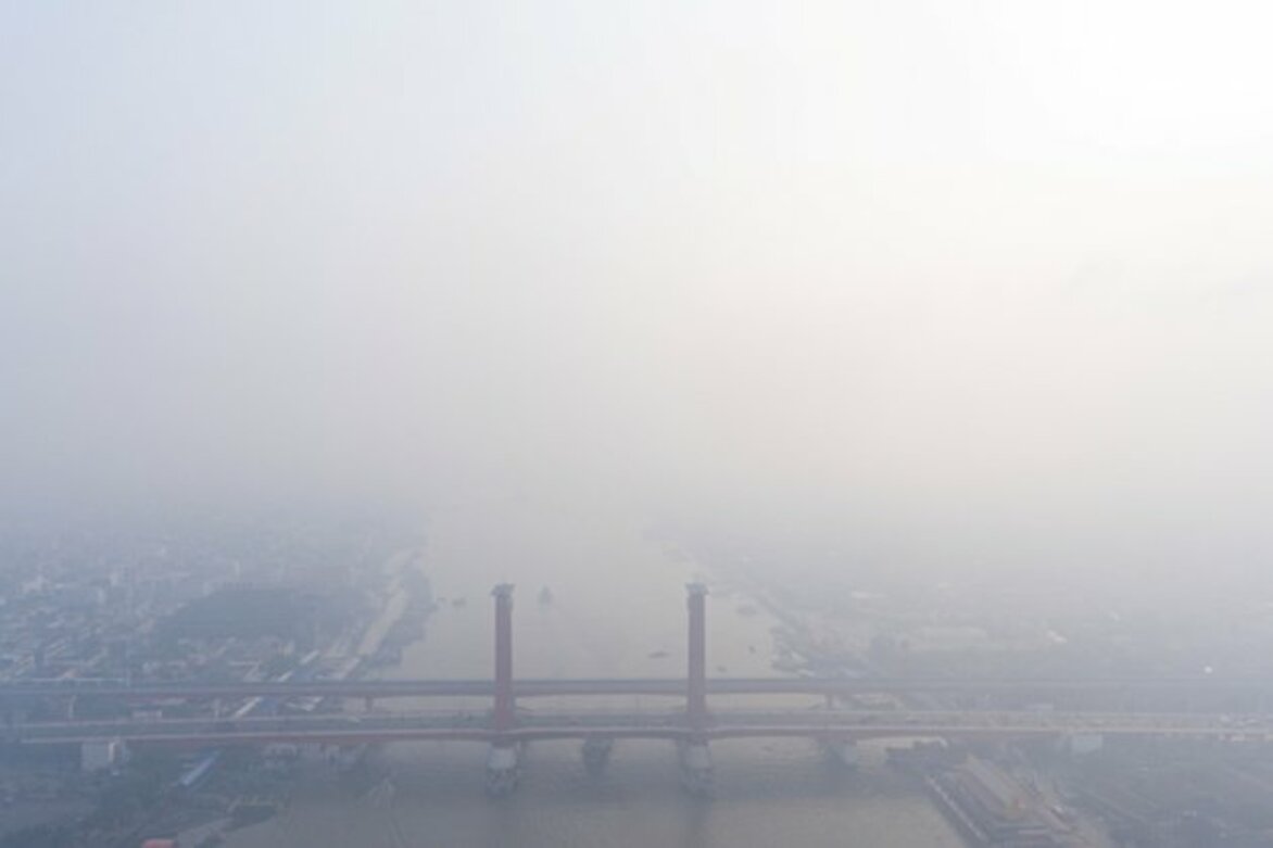 Indonesia Denies Smog from Forest Fires Drifted to Malaysia
