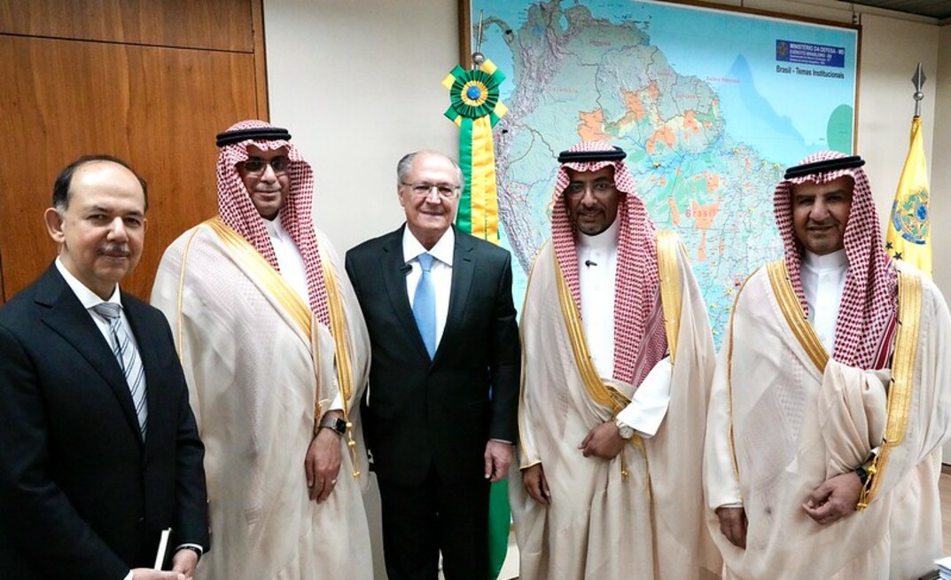 Vice-presidente Geraldo Alckmin com ministro da Indústria e Recursos Minerais da Arábia Saudita, Bandar Alkhorayef