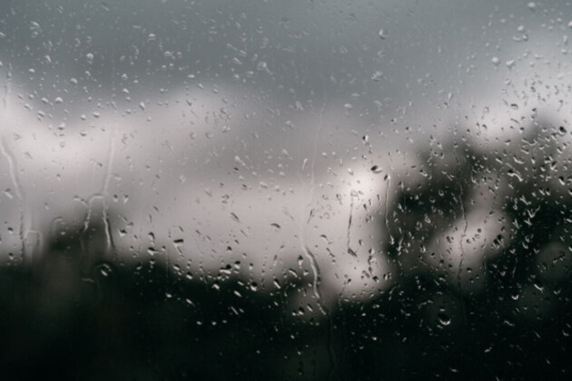 Rain and Falling Temperatures Expected Across Bulgaria on Monday