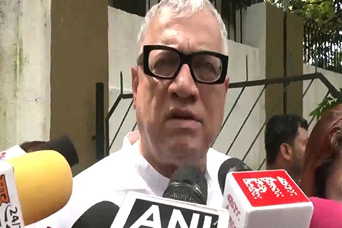 Ten-member TMC delegation to meet EC on Nov 28 amid protests over SIR in West Bengal