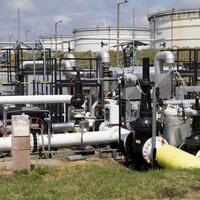 Druzhba pipeline disruption triggers Slovakia, Hungary countermeasures