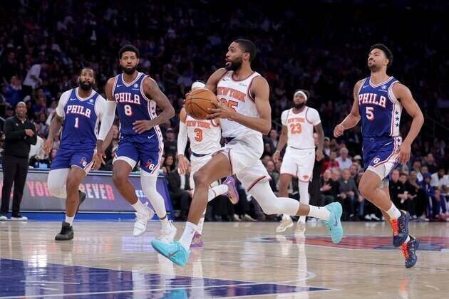 Jalen Brunson, red-hot Knicks blow out Sixers in Game 1