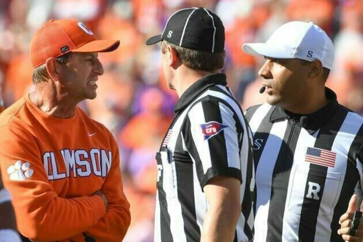 Longtime ACC powers Clemson, Florida State aim to get right