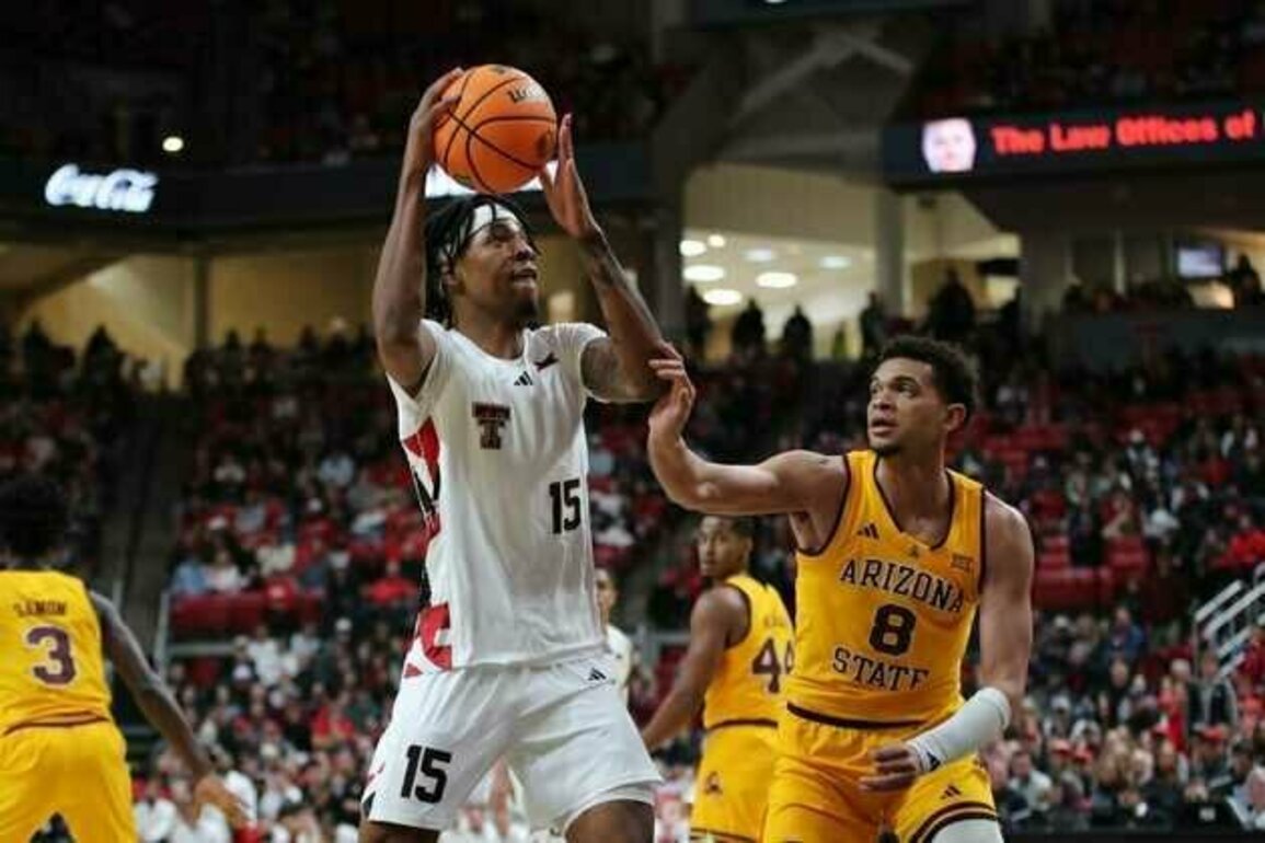 Top 25 roundup: JT Toppin leads No. 12 Texas Tech to wild win
