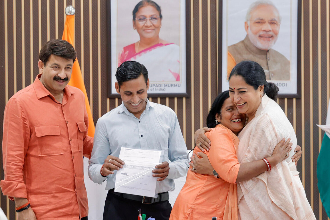 Delhi CM Rekha Gupta resolves 2018 power issue, 36 Harsh Vihar families get electricity relief