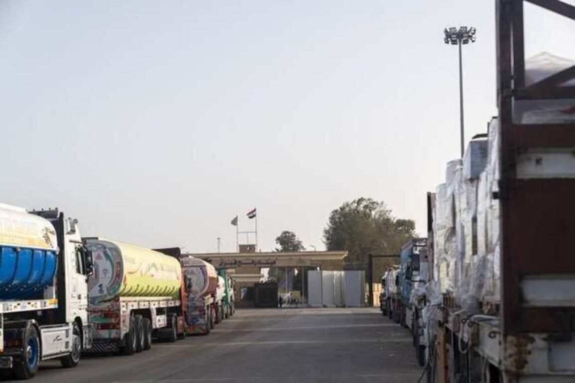Israel: Aid Groups Barred From Gaza, West Bank