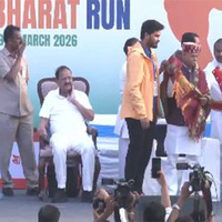 Hyderabad: Former VP Venkaiah Naidu, G Kishan Reddy participate in 'Yuva Bharat Run'
