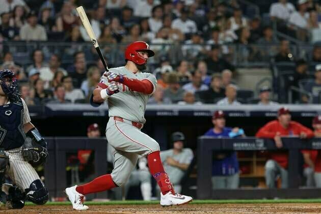 Kyle Schwarber, Phillies shoot for another win over Yankees