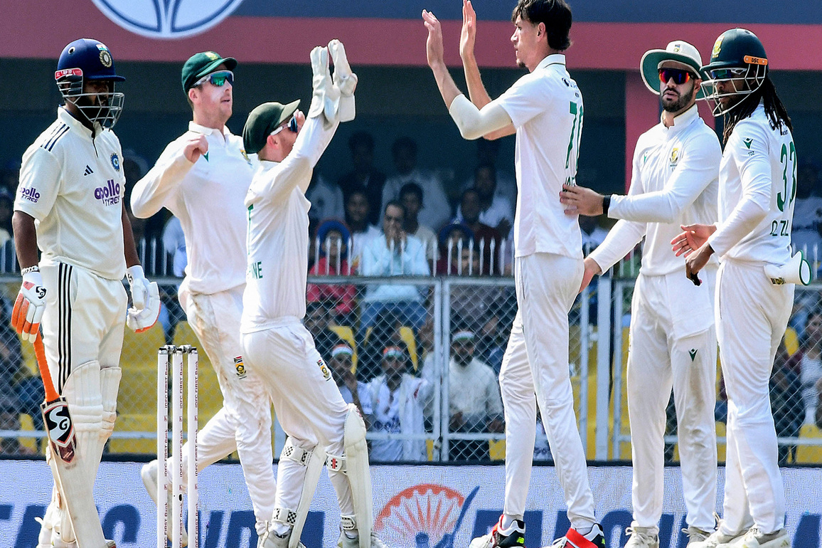 Jansen's 6-for bundles India out for 201; Proteas lead by 314 runs at Stumps on Day 3 in Guwahati