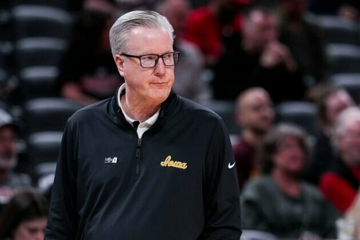 Iowa parts ways with Fran McCaffery