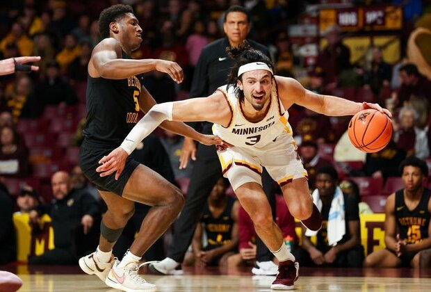 Minnesota moves on after collapse to face USC Upstate