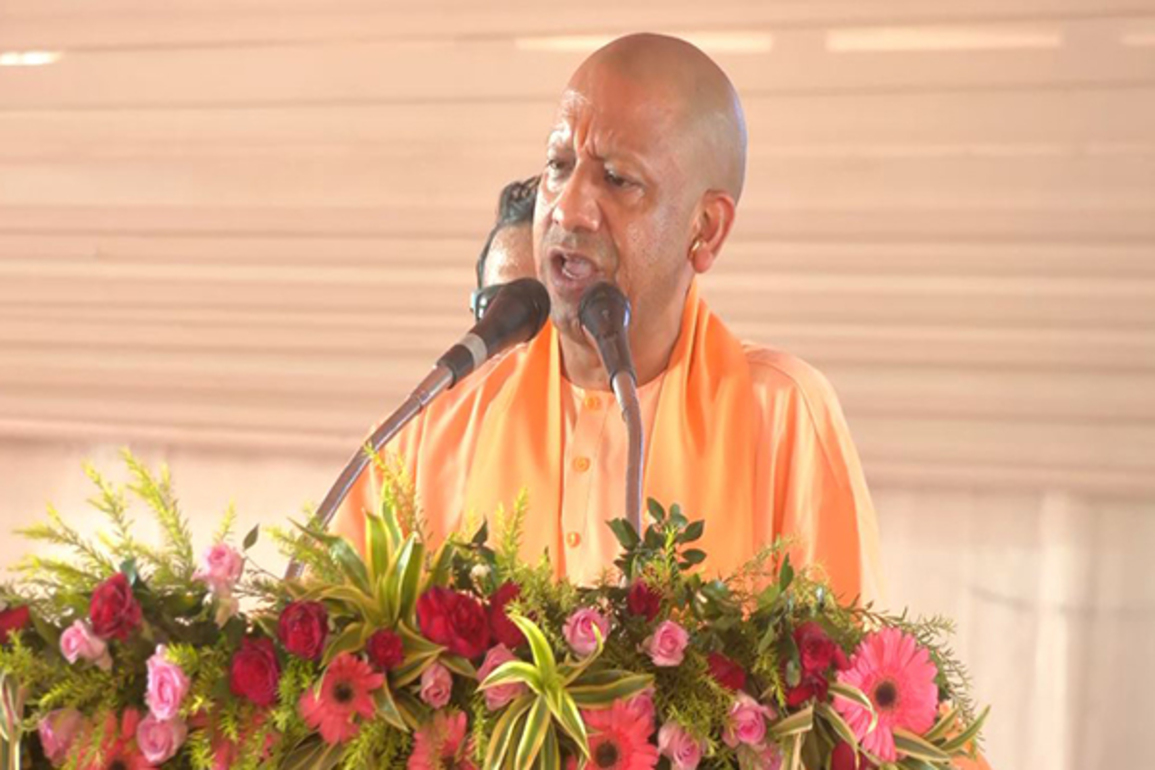 Ayodhya: UP CM Yogi Adityanath attends 'Pran Pratishtha' ceremony at Ram Janmabhoomi Temple