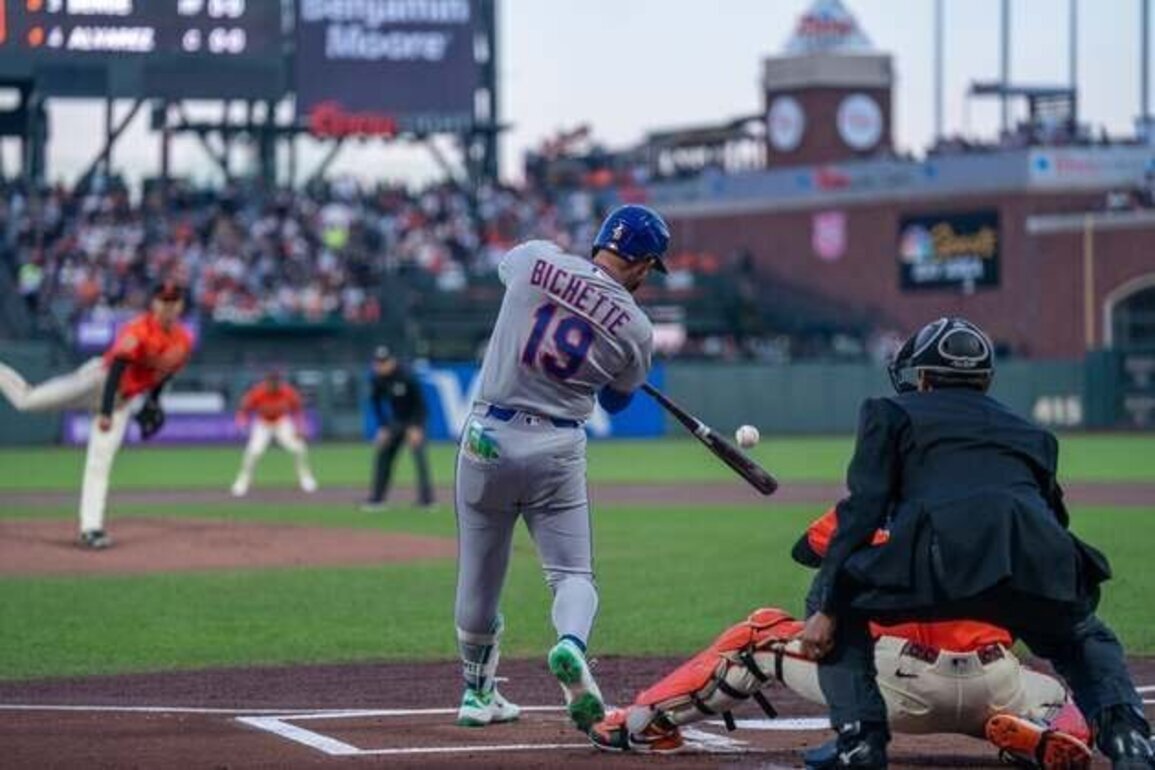 Mets bash 3 homers, thrash Giants but lose Juan Soto (calf)