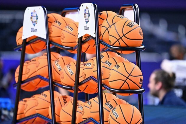 Longtime Princeton hoops coach Pete Carril dies at 92