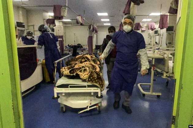 Iran Coronavirus Cases Spike, Saudi Arabia Halts Pilgrimages