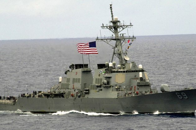 US destroyer warned away in South China Sea Beijing