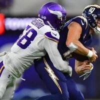 Jonathan Greenard, dealt from Vikings to Eagles, gets $100M extension
