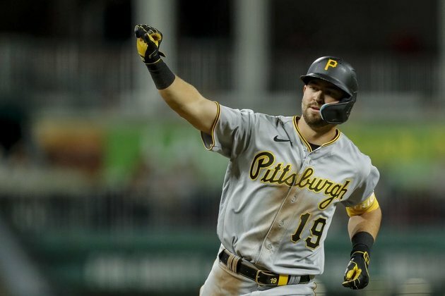 Pesky Pirates take aim at subduing Reds in rematch