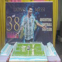 Lionel Messi fans in Kolkata celebrate the Argentine maestro's 38th birthday