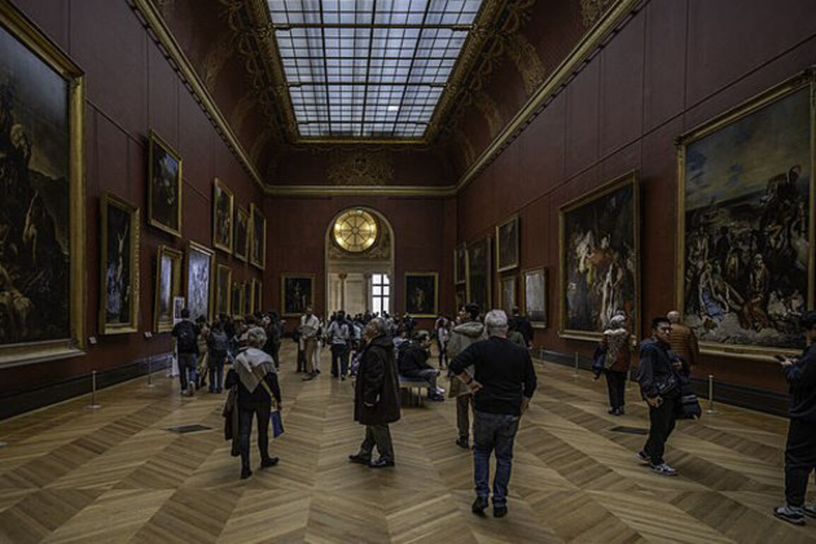 To protest working conditions, security, Louvre workers plan strikes