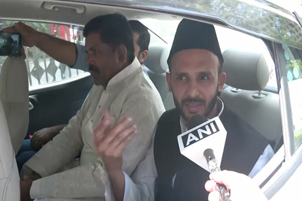 "Judicial commission has called me...: Samajwadi Party MP Zia Ur Rehman Barq on Sambhal violence