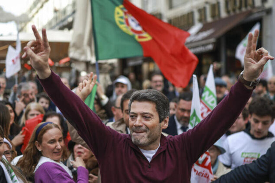 Portugal presidential vote wide open as far-right surge expected