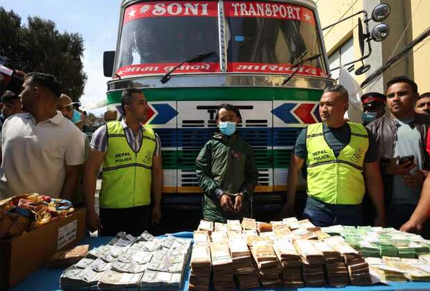 Nepal Police thwarts foreign currency smuggling attempt to China, confiscate thousands of USD, Euro