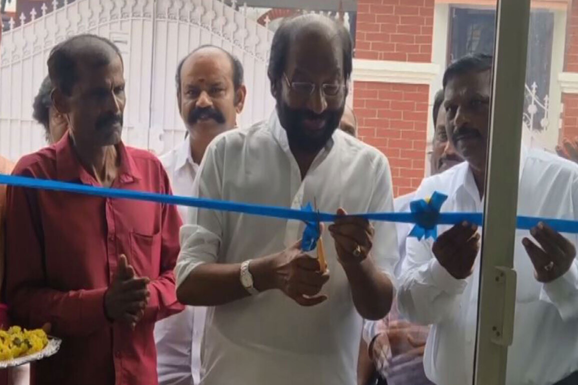 Tamil Nadu: DMK MP Tiruchi Siva inaugurates Ex-Central Armed Police Forces Welfare Canteen in Trichy