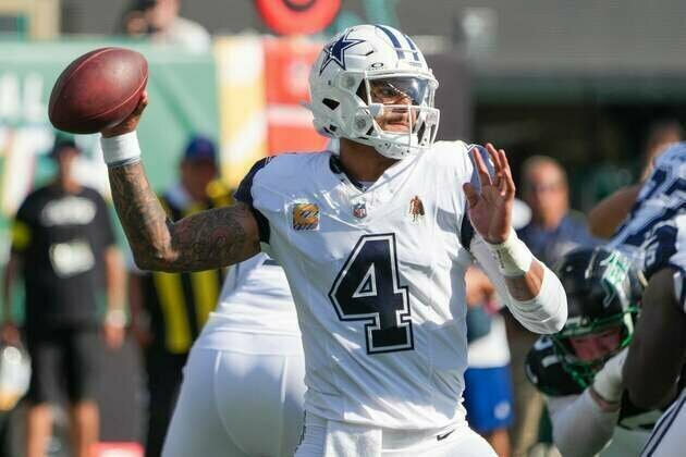 Dak Prescott, Cowboys lean on offensive success with Panthers on tap