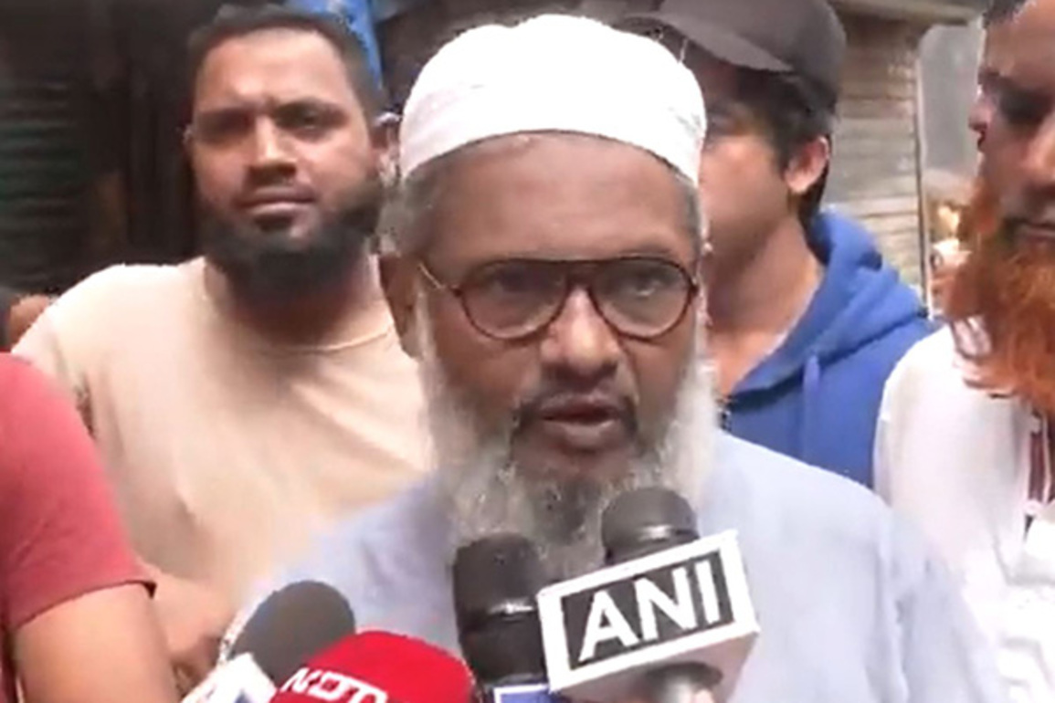 Reason for blast not confirmed, damage caused to mosque as well: Eyewitness of Mumbai chawl collapse