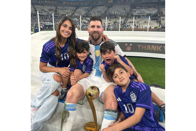 "We love you infinitely": Messi's wife after football icon's international retirement