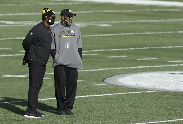 Steelers' longtime assistant coach John Mitchell retires