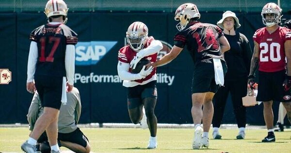Newcomers Take the Field for First NFL Practice at Rookie Minicamp