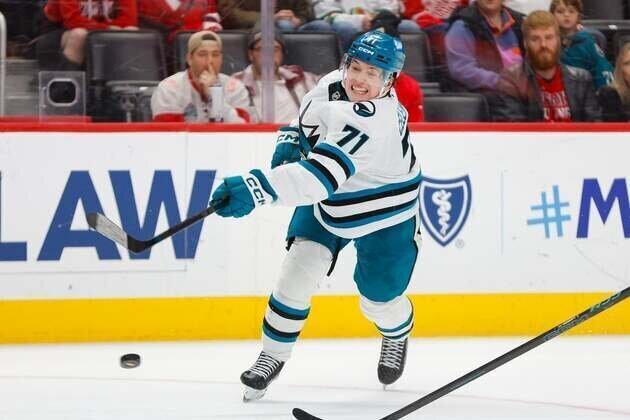 Sharks shoot to continue successful run vs. hapless Canucks