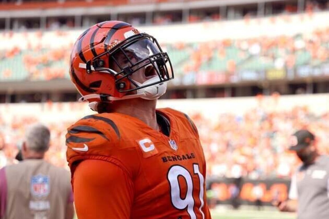 Bengals decline to tag star DE Trey Hendrickson